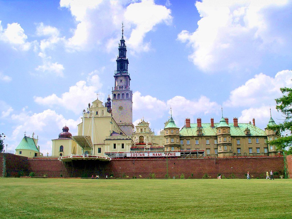 Jasna Góra Monastery (Black Madonna Shrine)